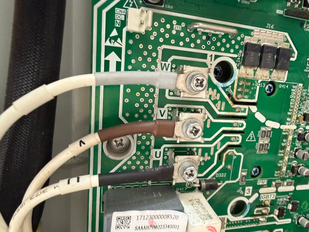 Three-phase U/V/W power connections — commercial inverter / control board